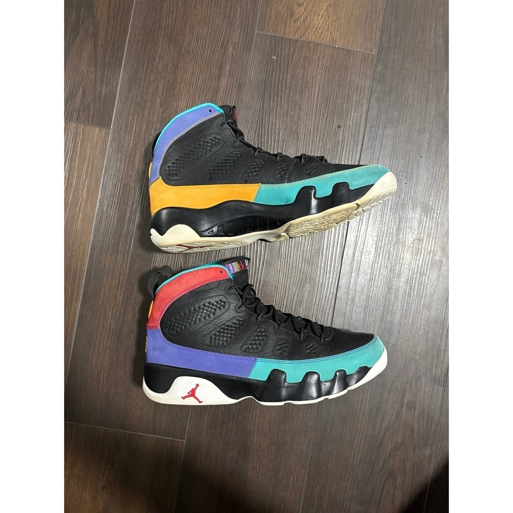 Vintage Jordan Sneakers